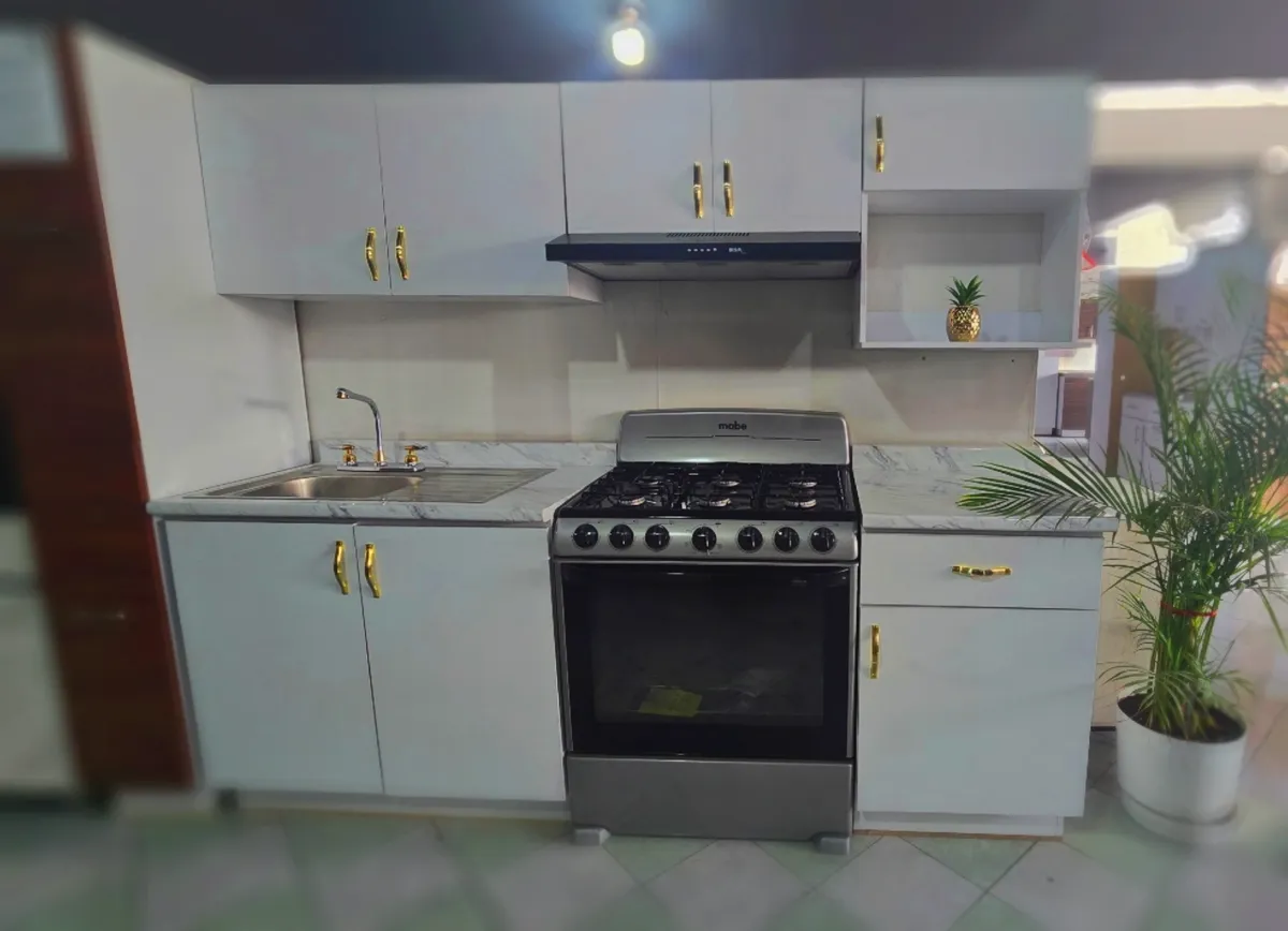 Cocina Génova — Blanco Frosty
